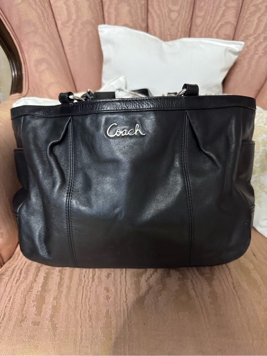 Coach Handbags - Coach East West Black Leather Tote Bag - Classic Everyday Carry